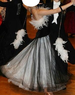 M1571・白＆黒・※試着不可