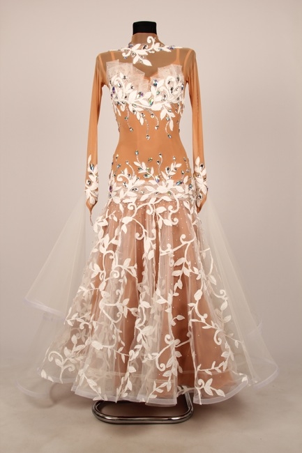 M1662・【EM】ベージュ&白