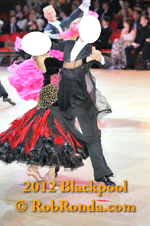 M1787・黒＆赤※試着不可