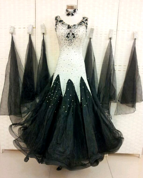 M1869・白＆黒・※試着不可