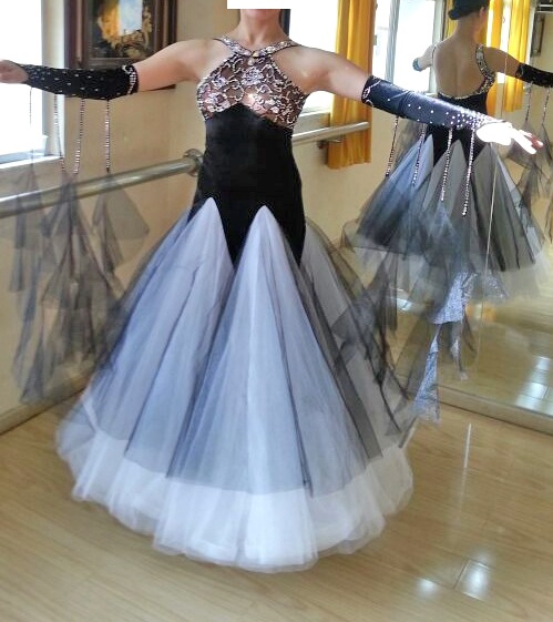 M1928・黒＆白・※試着不可