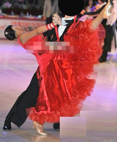 M2051・赤＆ゴールド・※試着不可