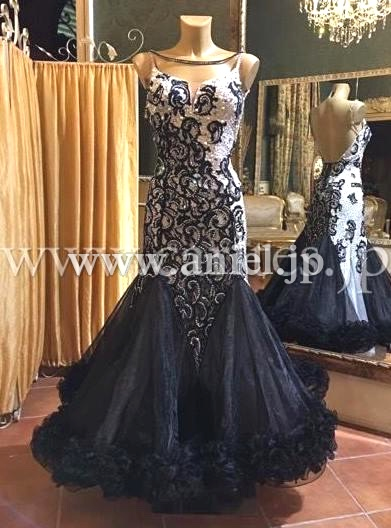 M4382・【Silvia Design】黒&白