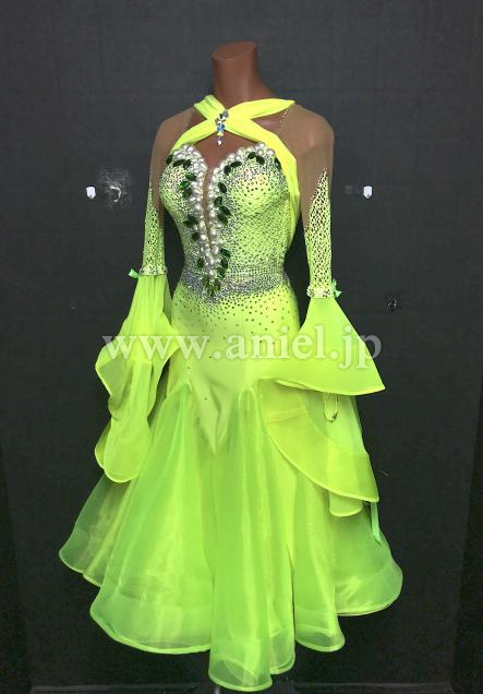 B366・【FB international】蛍光黄